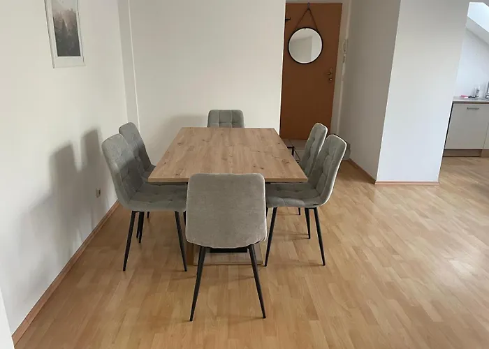 Schoene Wohnung Mit Parkplatz Im Zentrum Von Linz