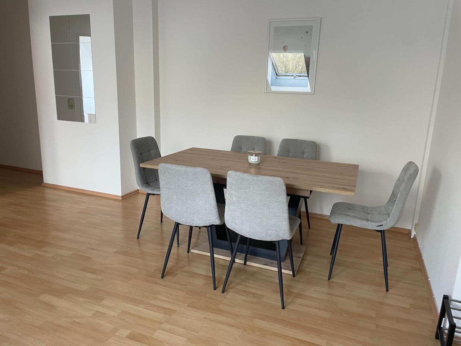 Schoene Mit Parkplatz Im Zentrum Von Apartment Linz