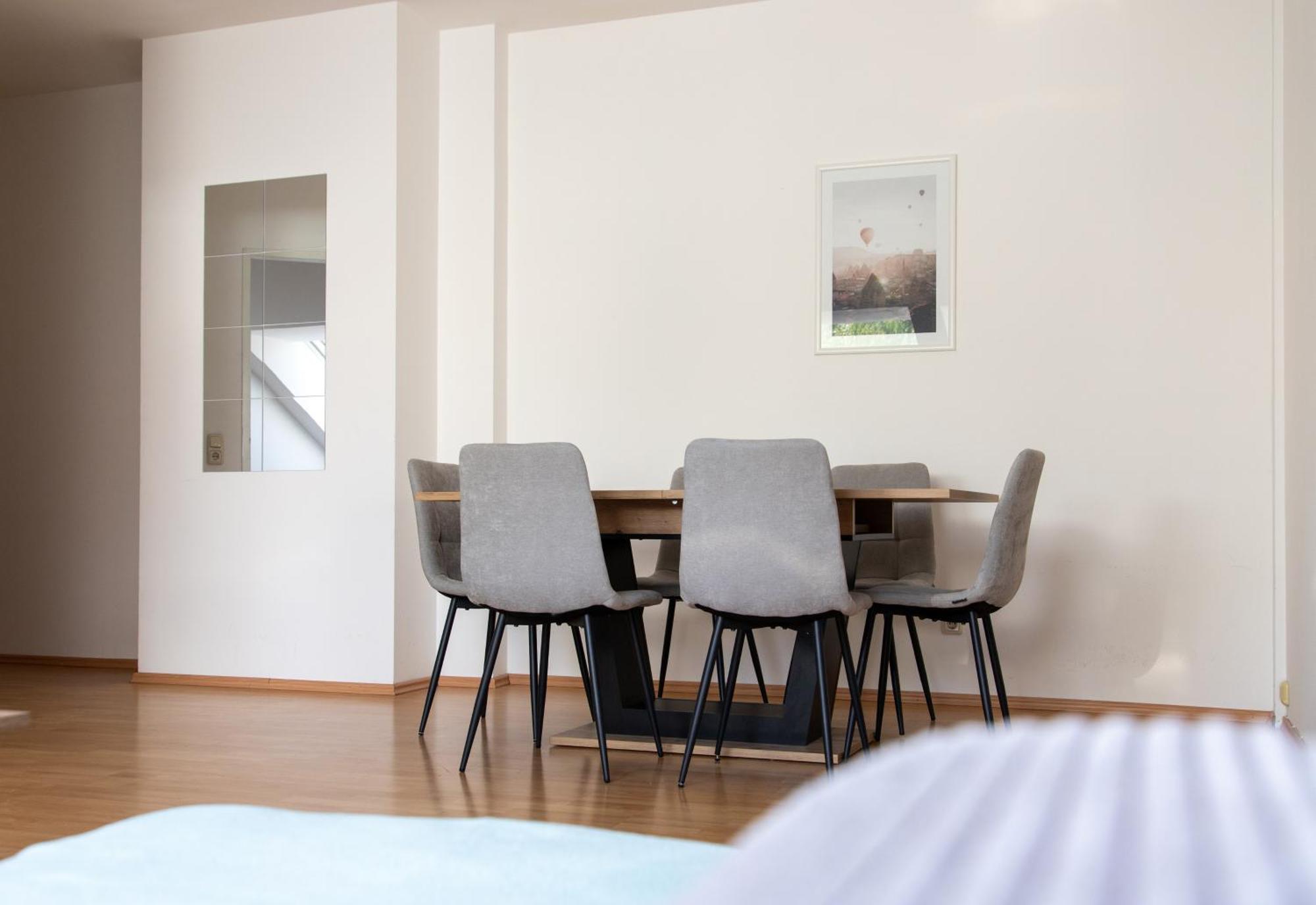 Appartement Schoene Mit Parkplatz Im Zentrum Von Linz