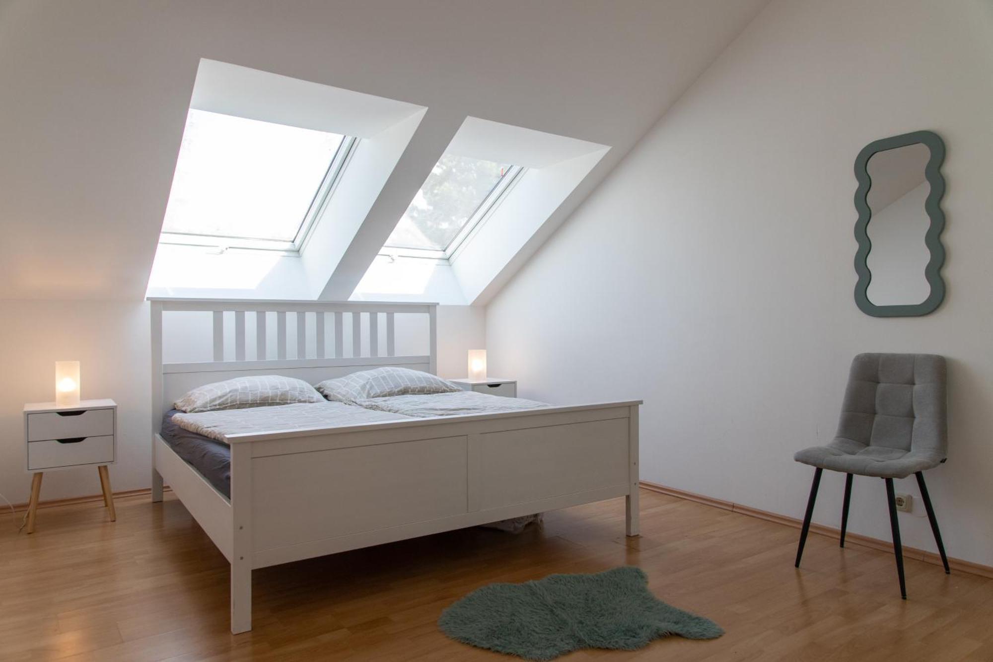 Schoene Mit Parkplatz Im Zentrum Von Appartement *